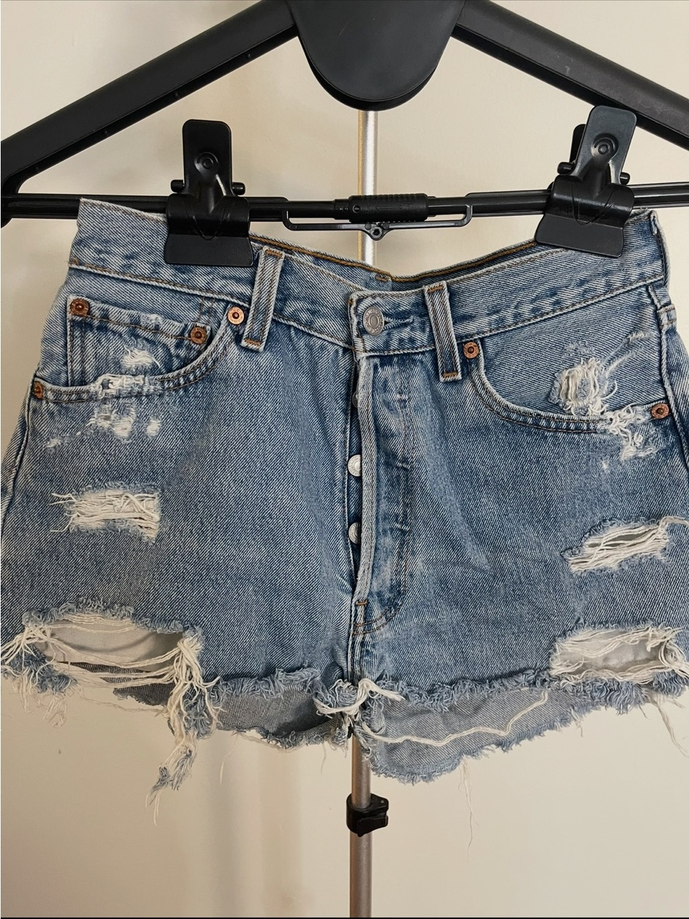 Women's Levi’s Vintage Distressed Denim Cut off Shorts - Light Blue